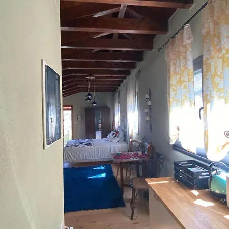 Διαμέρισμα Little Garden